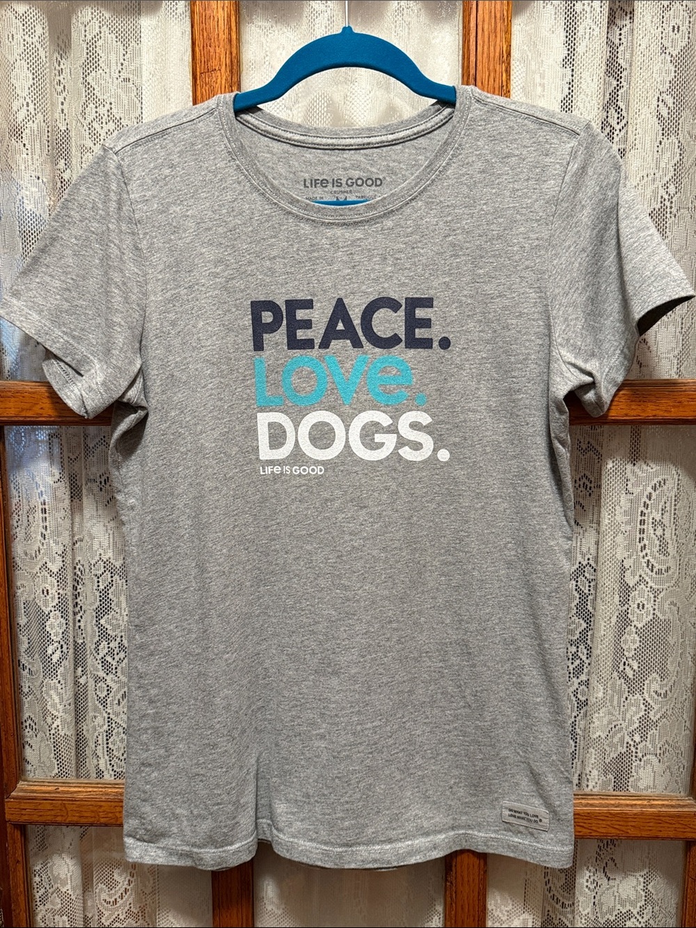 Life Is Good Grey 'Peace Love Dogs' Graphic Tee